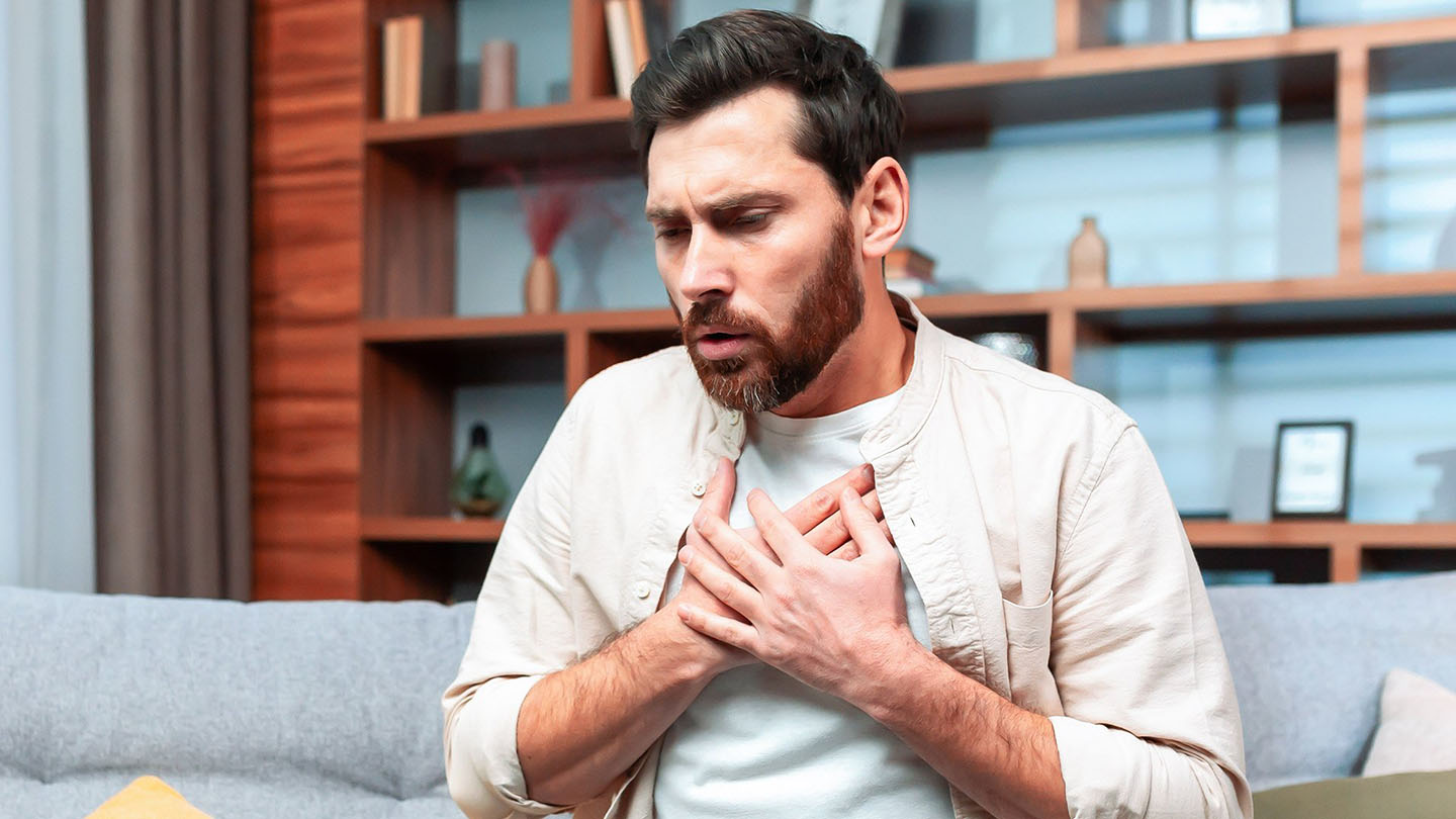 Kašljanje je pogost simptom padca odpornosti.